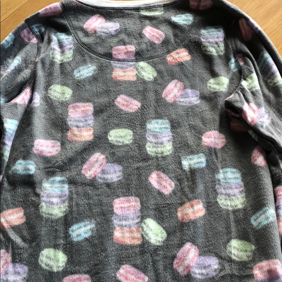 Macaroni Fuzzy PJ Top - Picture 4 of 4